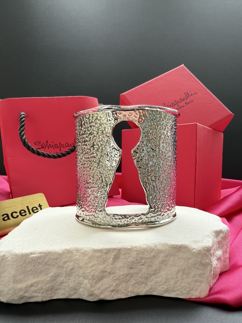 Браслет Schiaparelli