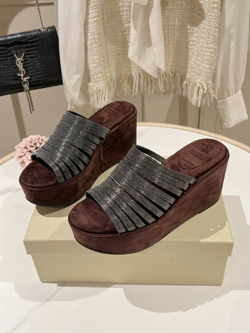Туфли женские на платформе со стразами Brunello Cucinelli