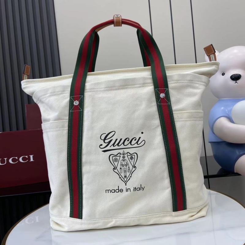 Сумка Gucci из канвы с принтом