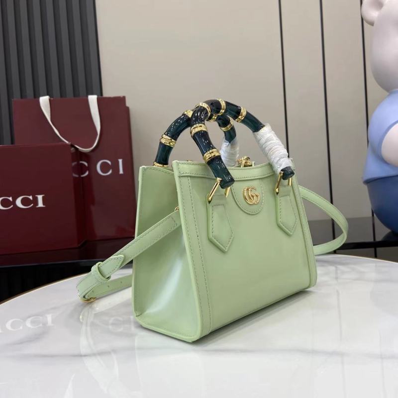 Сумка Gucci с бамбуковой ручкой