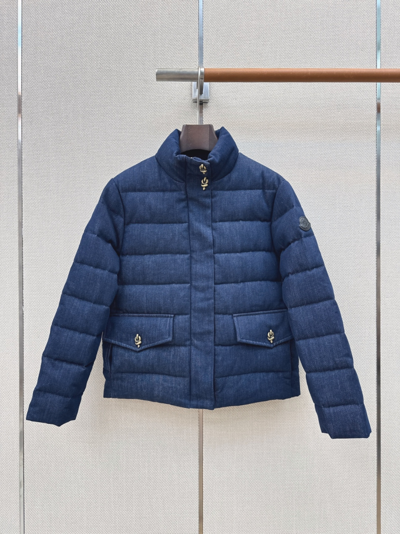 Пуховик Moncler