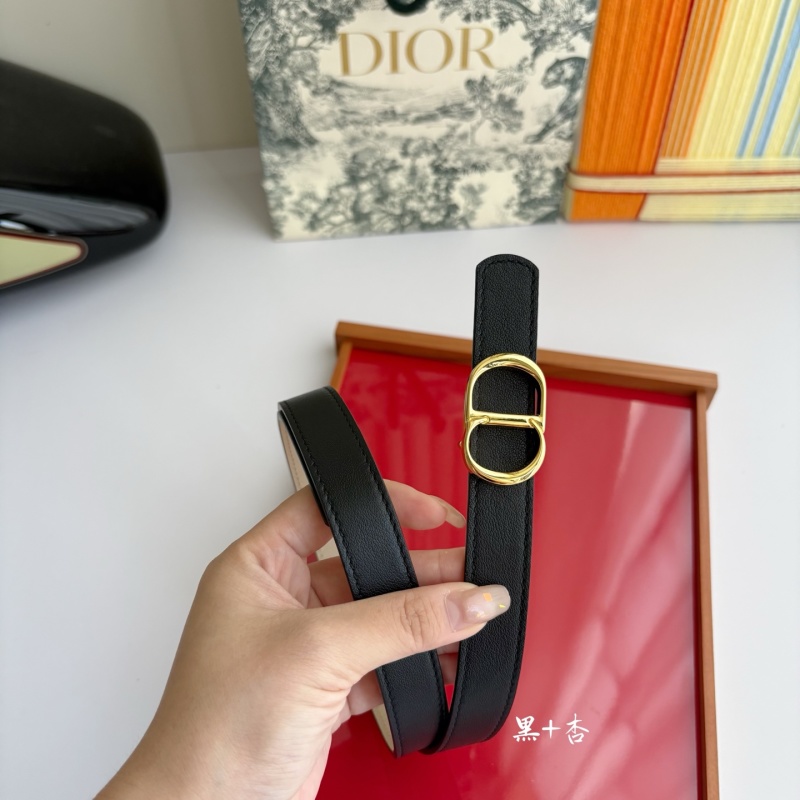 Ремень женский с буквой D Dior