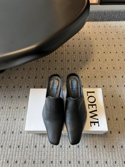 Мюли Loewe черные кожаные с квадратным носком