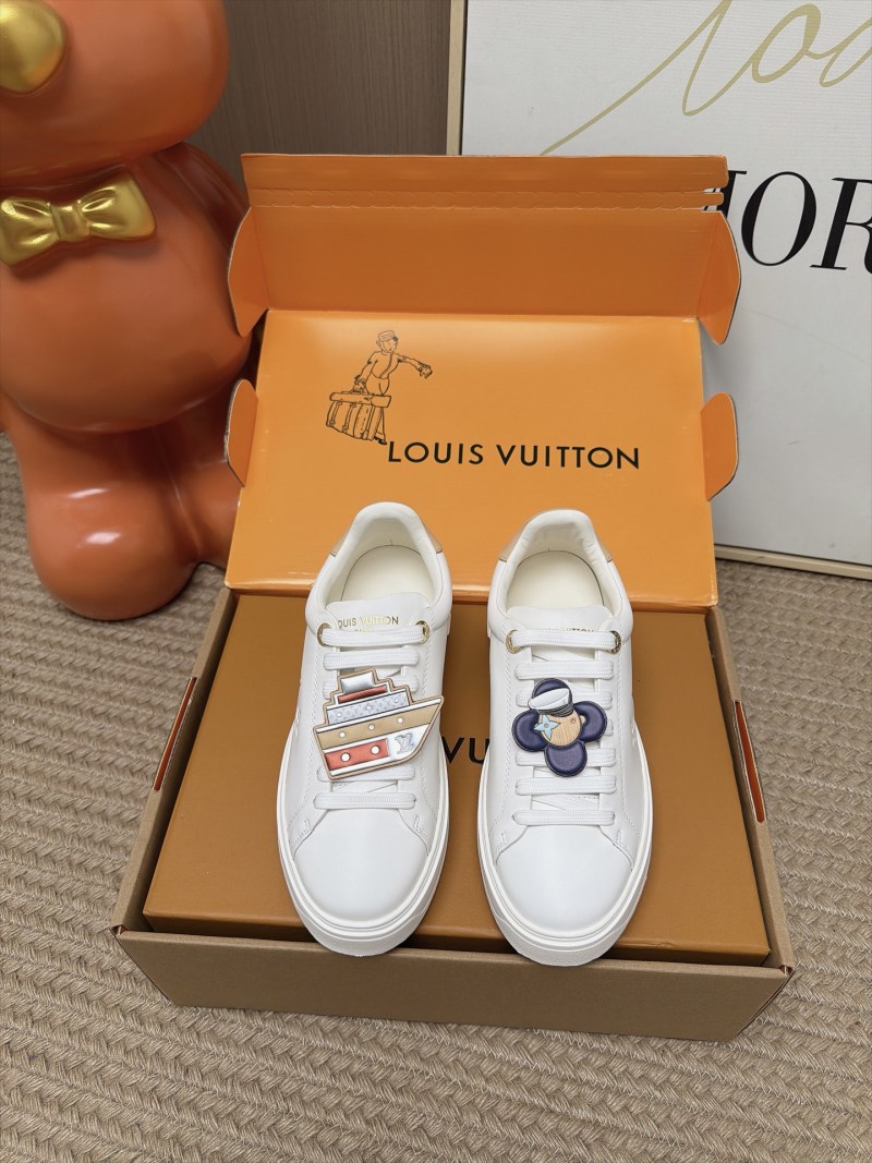 Женские кроссовки Louis Vuitton белые