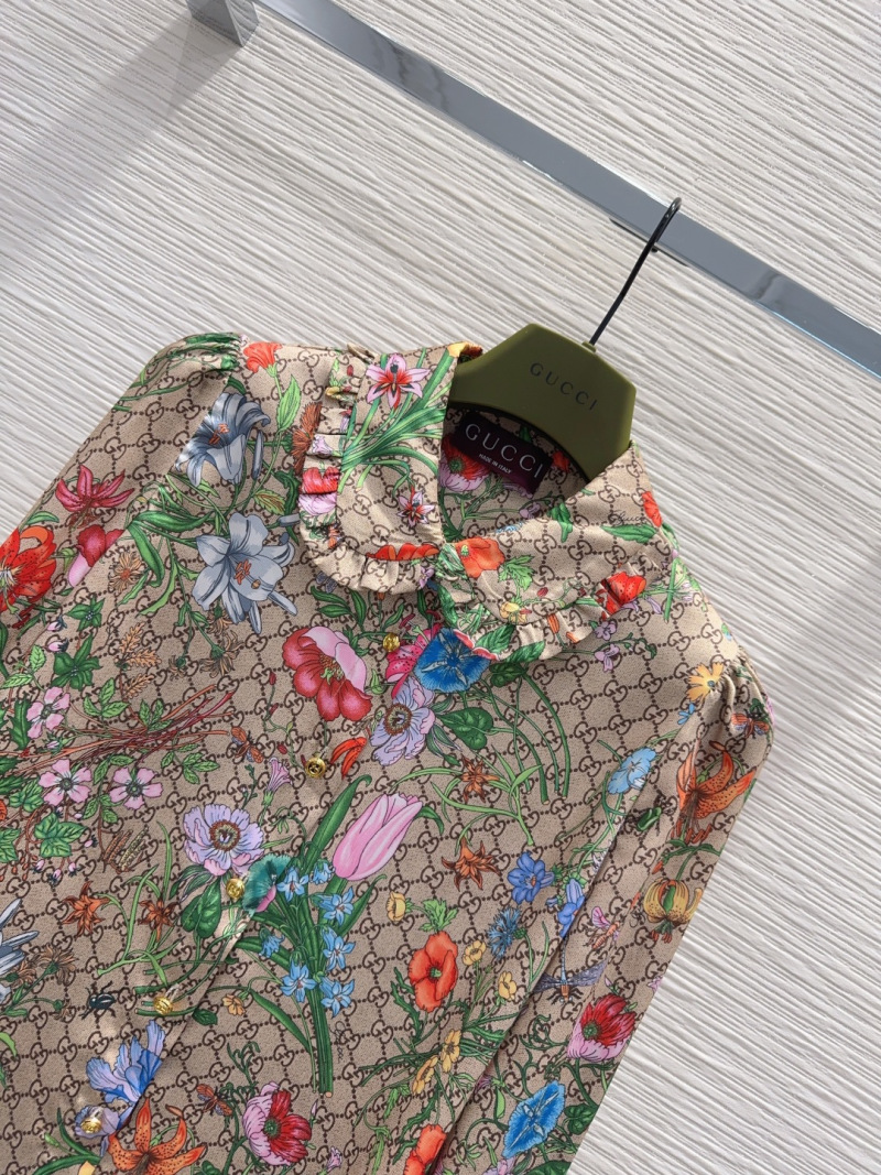 Костюмы Gucci