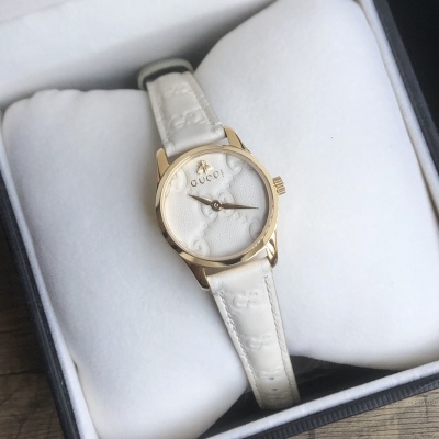 Часы Gucci
