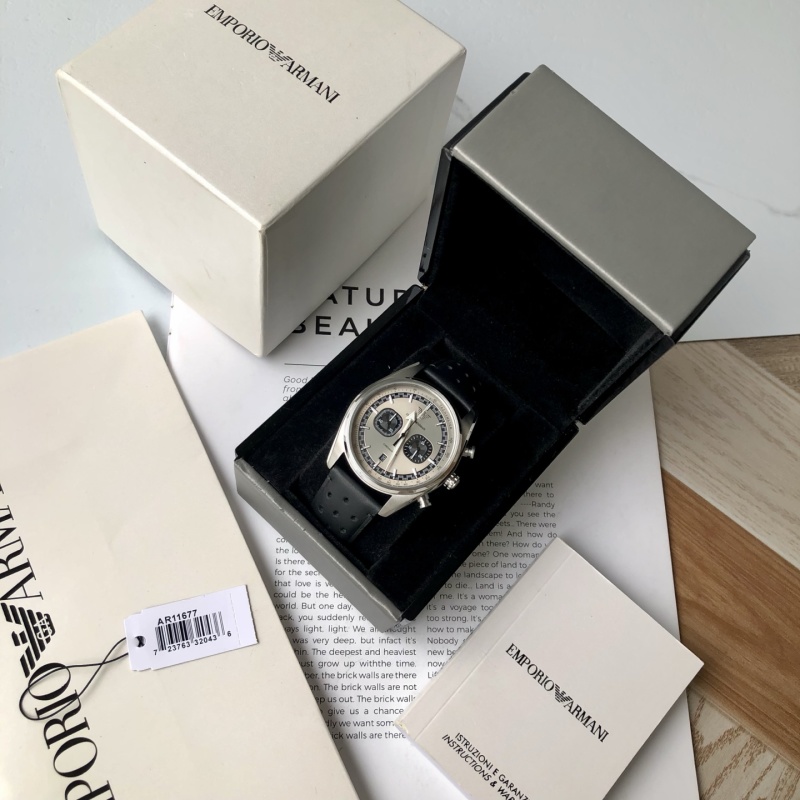 Часы Armani