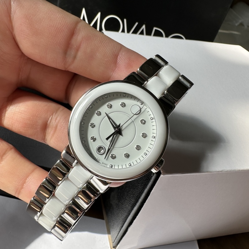 Часы Movado
