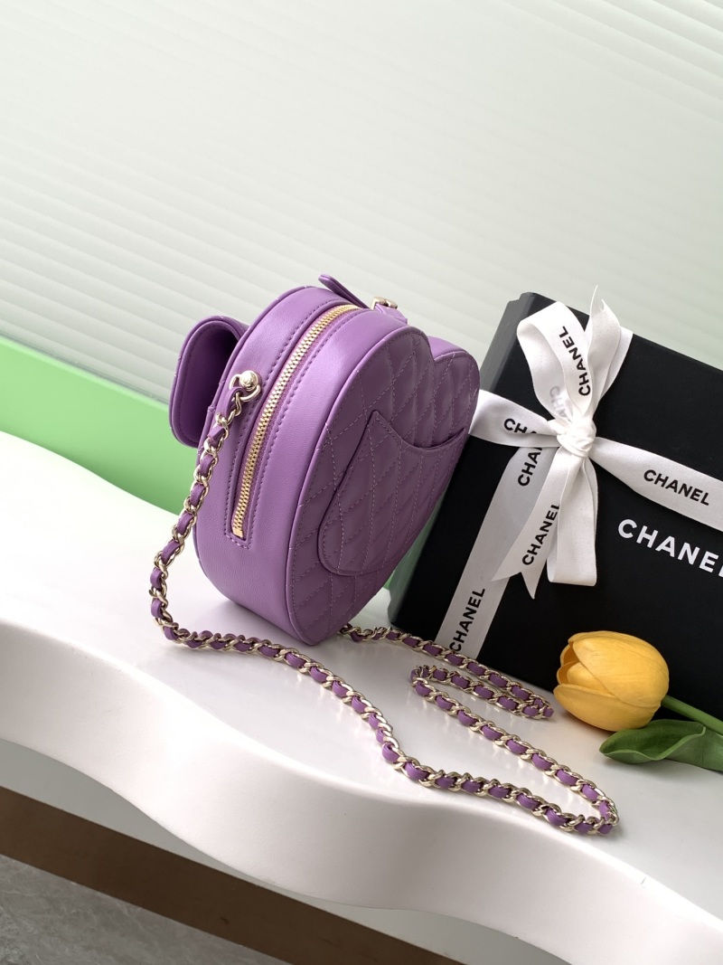Сумка в форме сердца Chanel