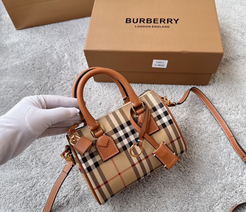 Мини-сумка с принтом «клетка» и плечевым ремнем Burberry