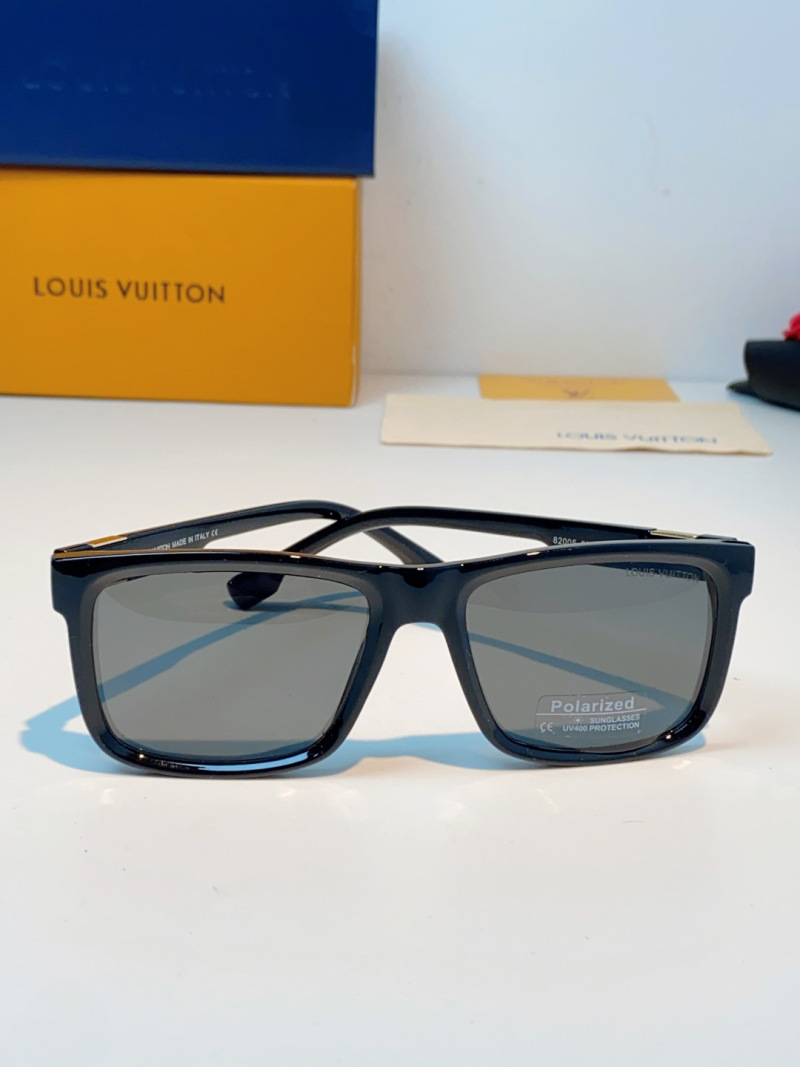 Солнечные очки Louis Vuitton