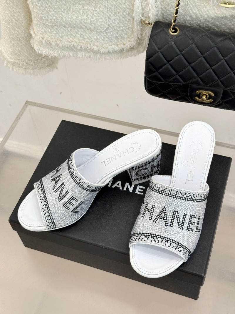 Сандалии женские с кристаллами Chanel