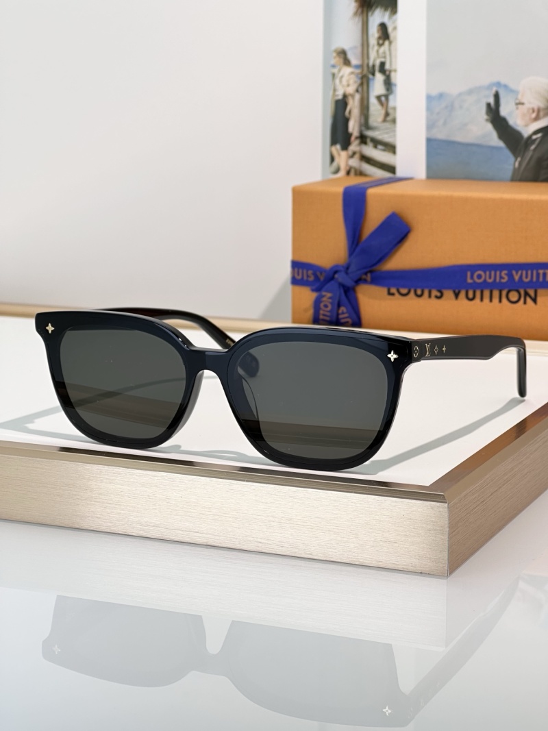 Солнцезащитные очки Louis Vuitton