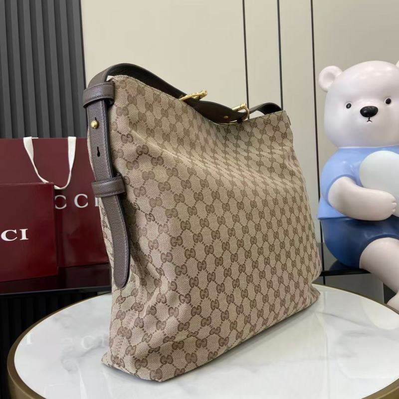 Сумка Gucci GG Canvas с ремешком
