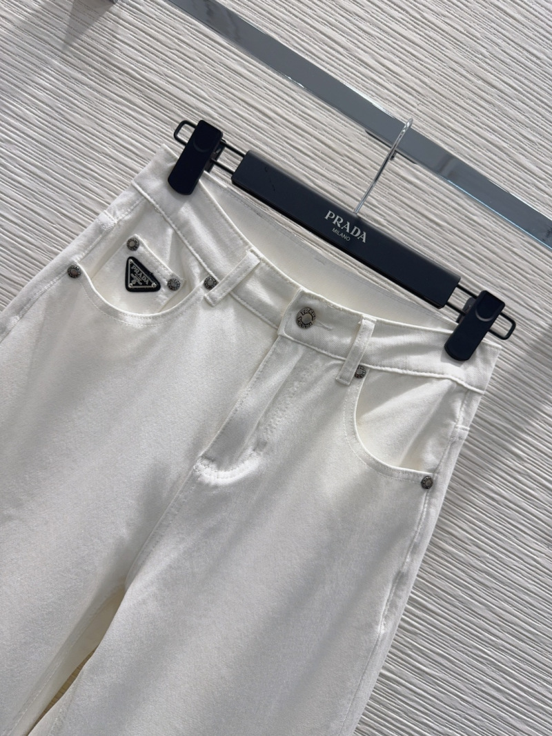 Белые женские джинсы с широкими штанинами Prada