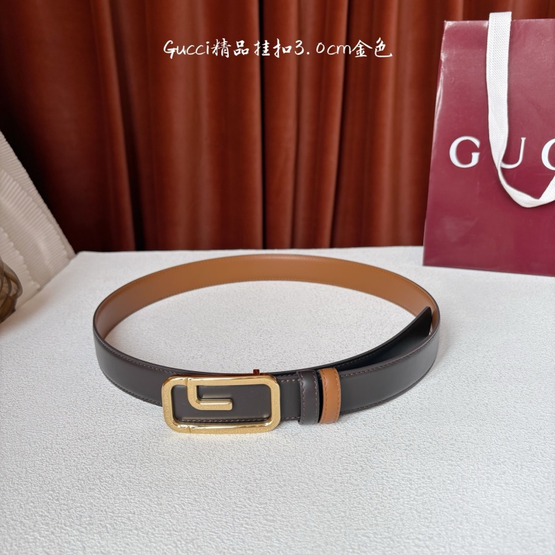 Двусторонний ремень из кожи с квадратной пряжкой Gucci