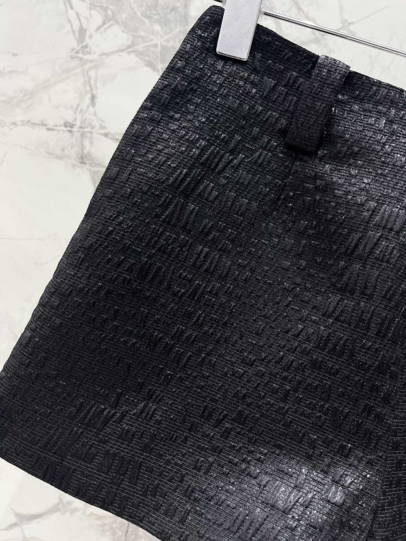 Женские черные шорты Saint Laurent с фактурной отделкой