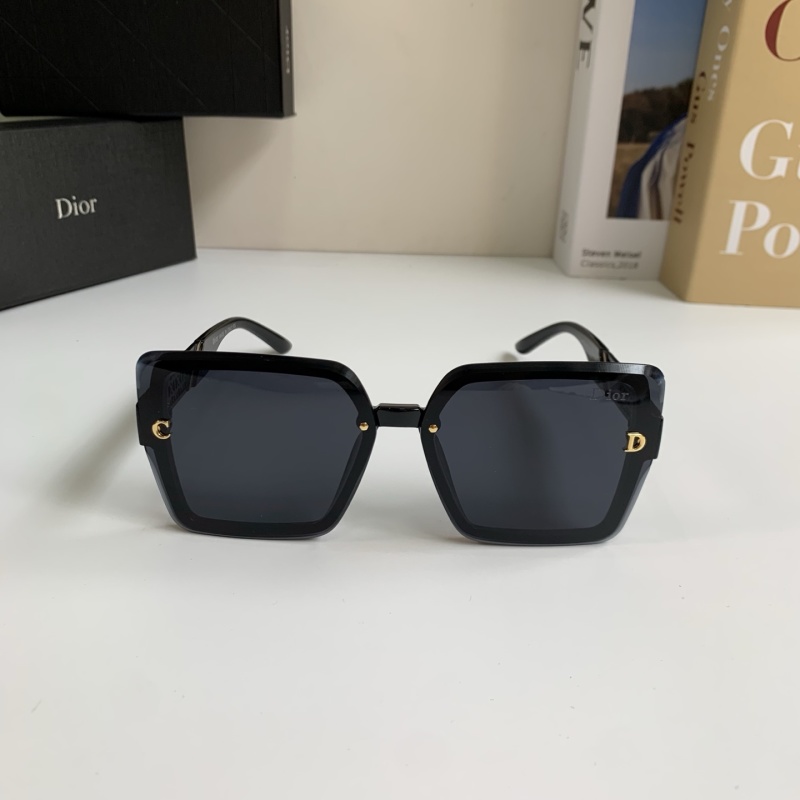 Солнцезащитные очки Dior