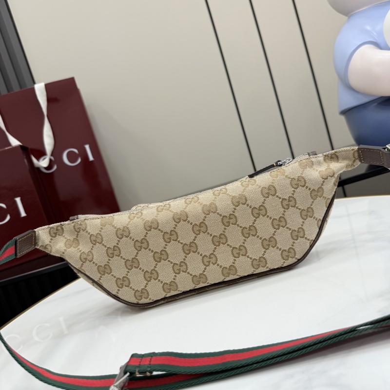 Поясная сумка Gucci с монограммой
