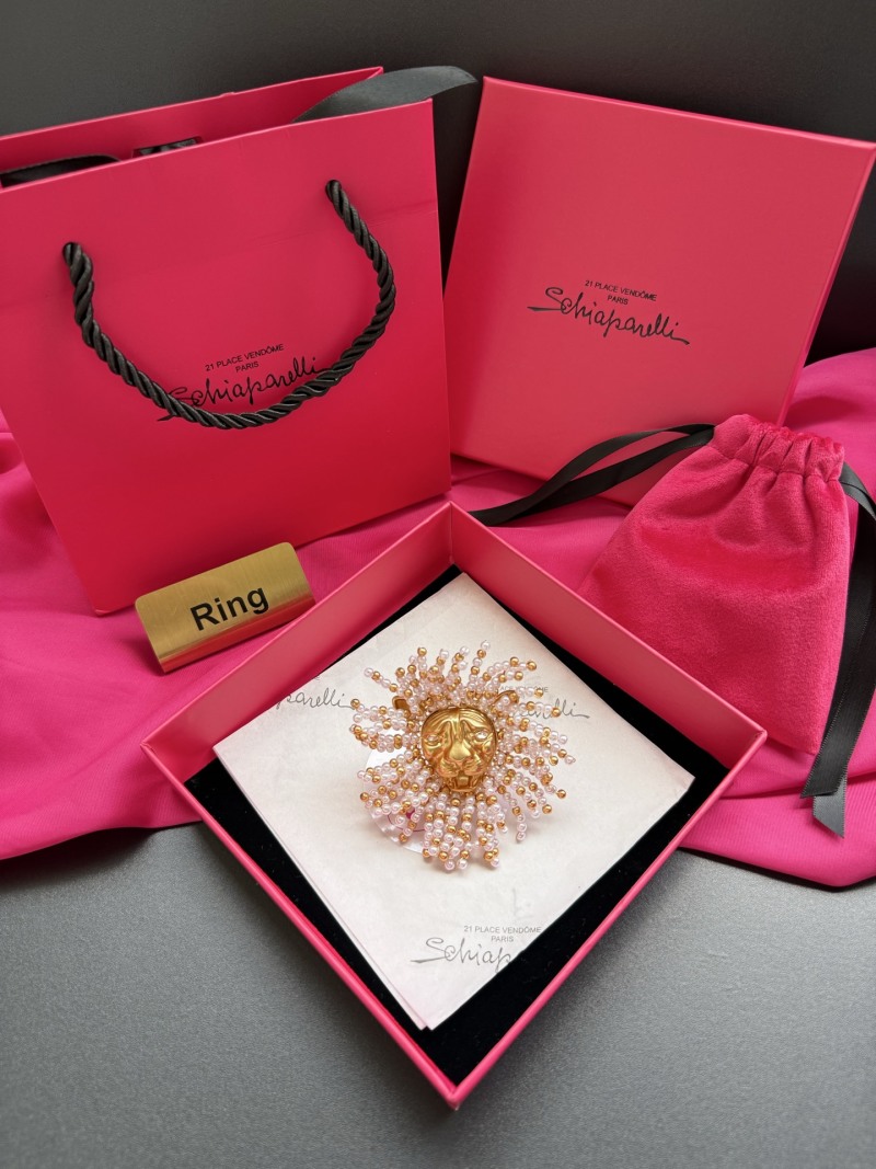 Брошь с львом и бусинами Schiaparelli
