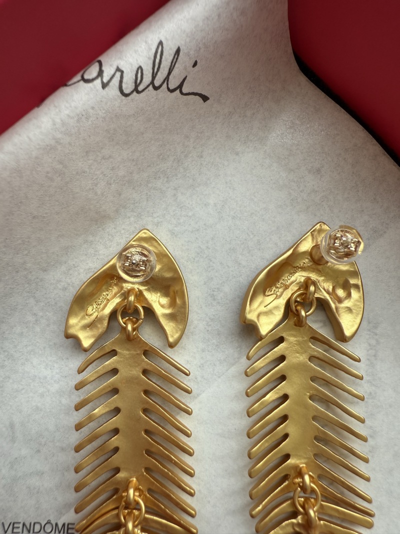 Серьги в виде рыб с жемчугом Schiaparelli