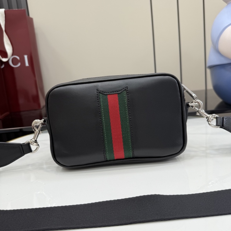 Сумка Gucci с красно-зеленой полосой
