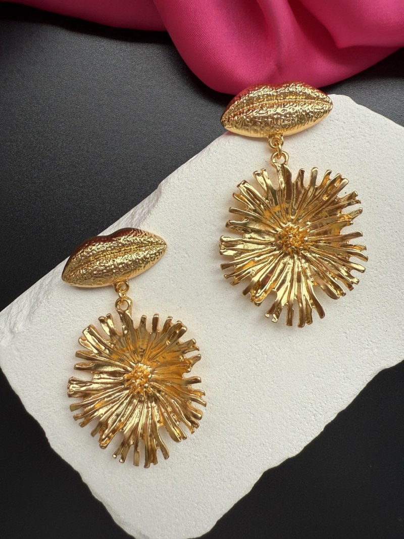 Серьги Schiaparelli