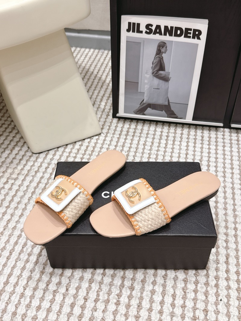 Женские шлёпанцы из твида Chanel