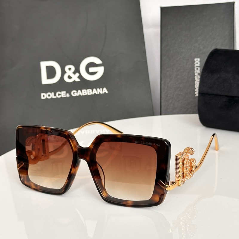 Солнцезащитные очки Dolce & Gabbana модель DG7080