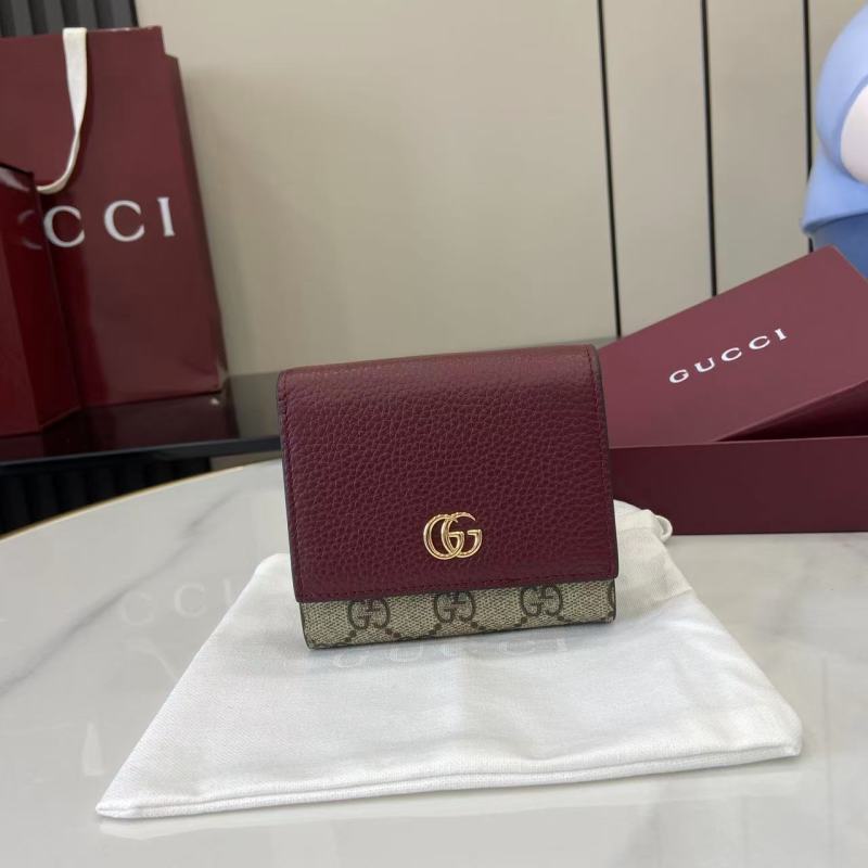 Кошелек Gucci с логотипом GG