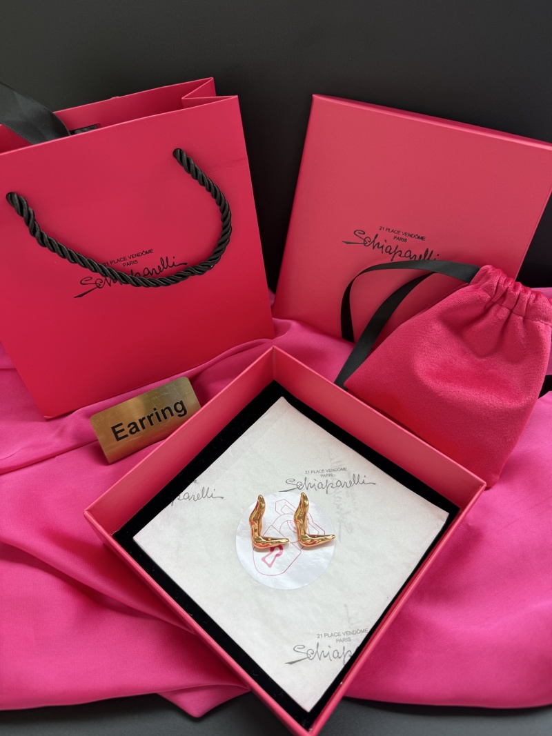 Серьги в форме туфель Schiaparelli