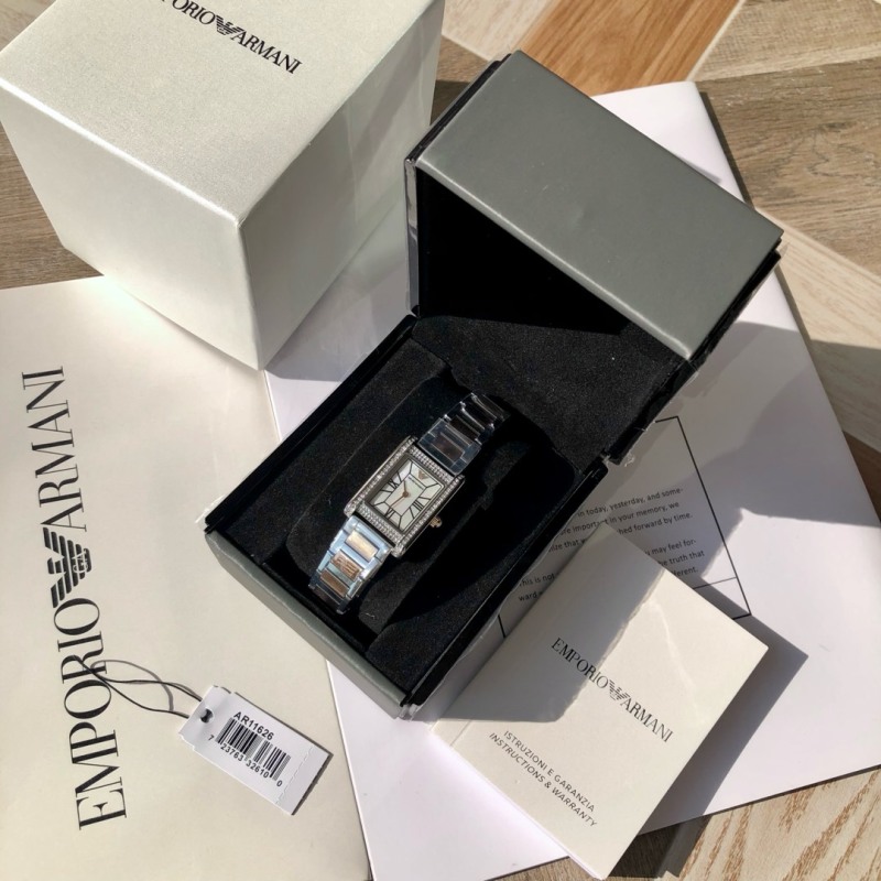 Часы Armani
