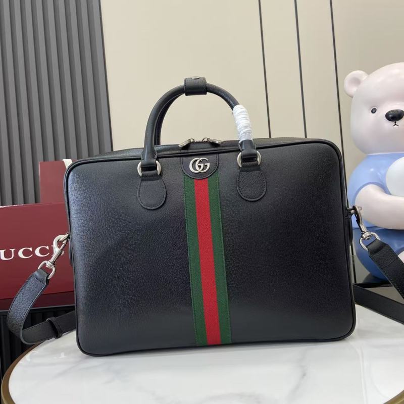 Сумка Gucci с ручками и ремнем