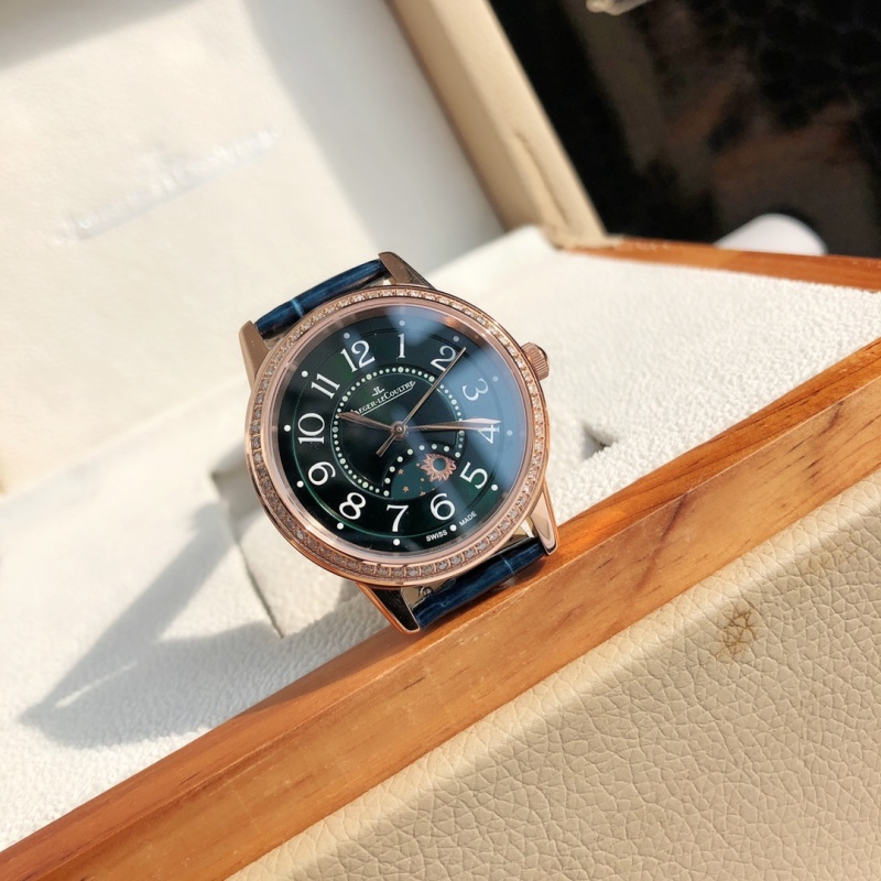 Часы Jaeger-LeCoultre