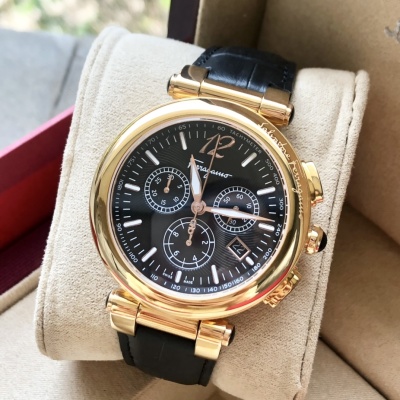 Часы Ferragamo