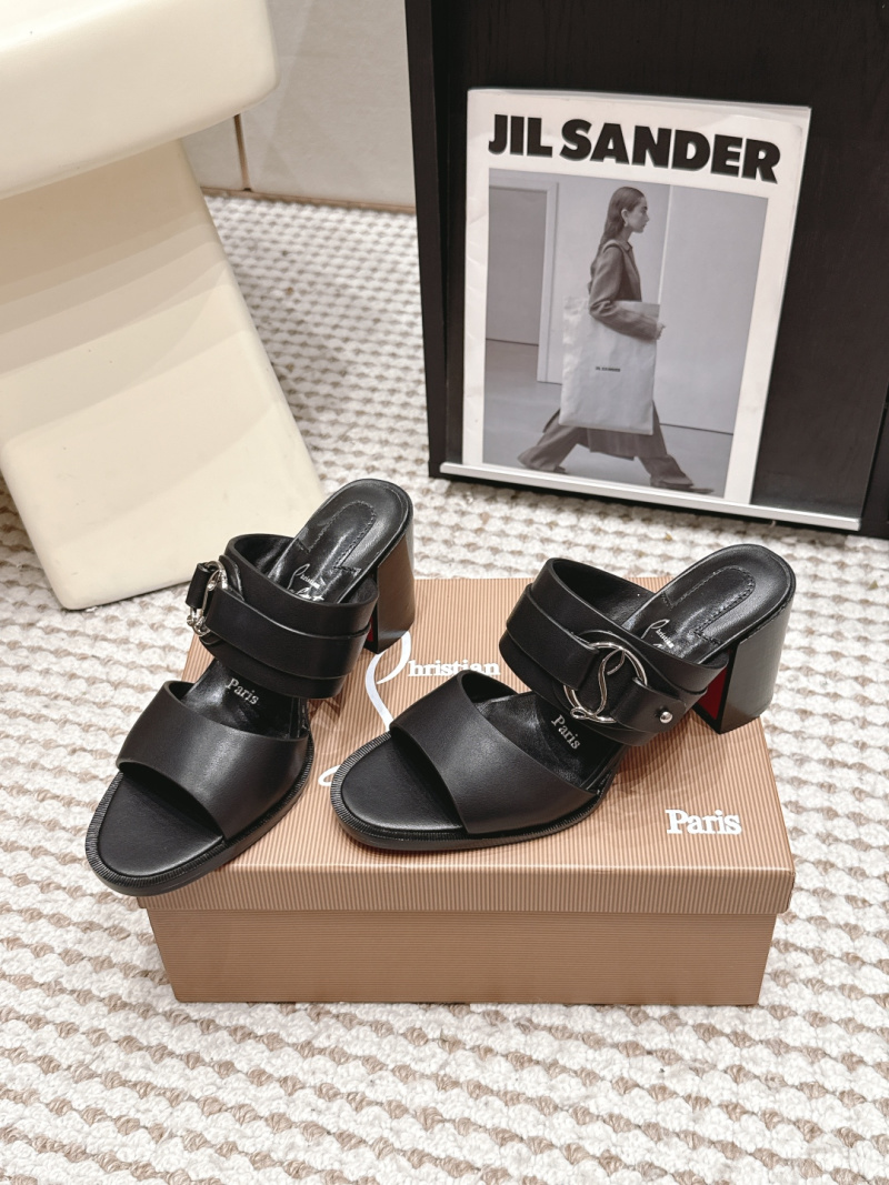 Кожаные женские туфли-мюли с пряжкой Christian Louboutin