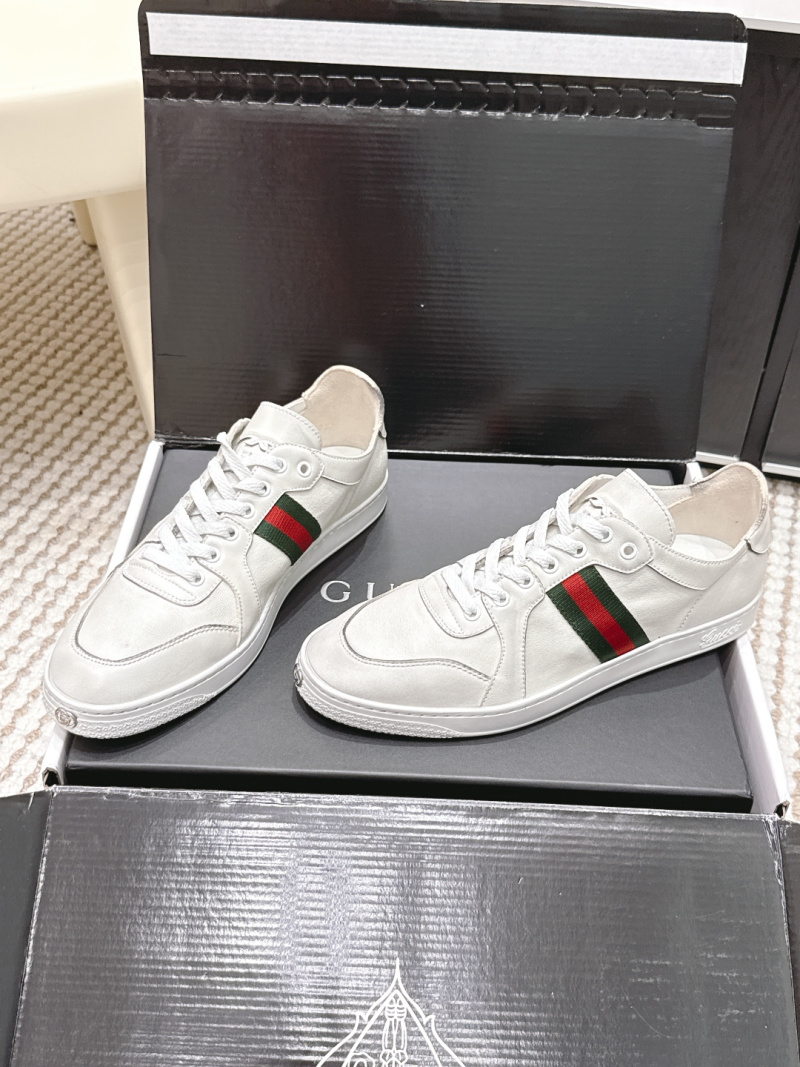 Высокие кожаные кроссовки белые с красно-зеленой полосой Gucci