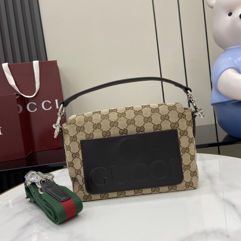 Сумка Gucci с монограммой и ремешком