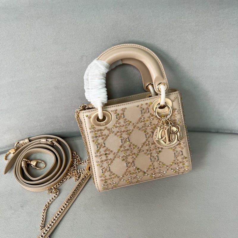 Сумка Dior с кристаллами