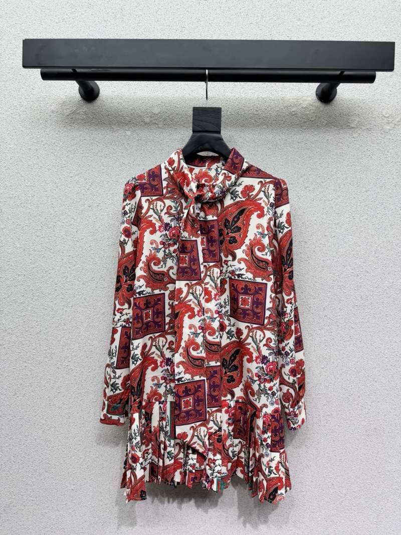 Повседневное платье с принтом Gucci