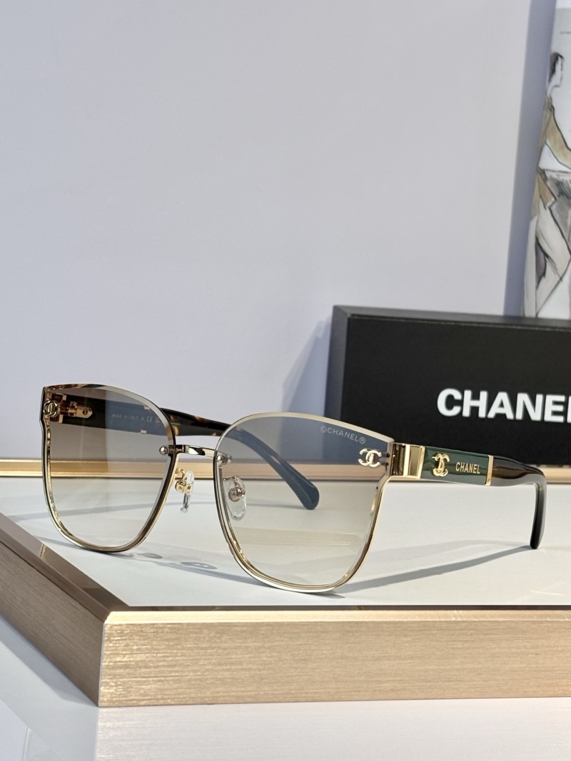 Солнцезащитные очки Chanel модель 5505-H
