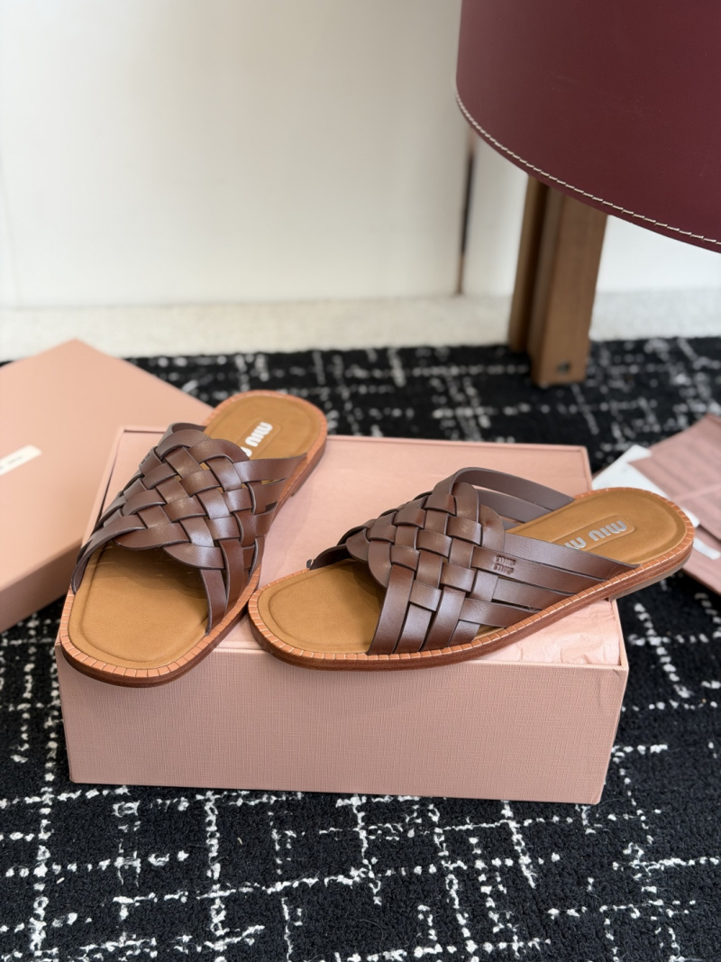 Сандали Miu Miu плетеные коричневые