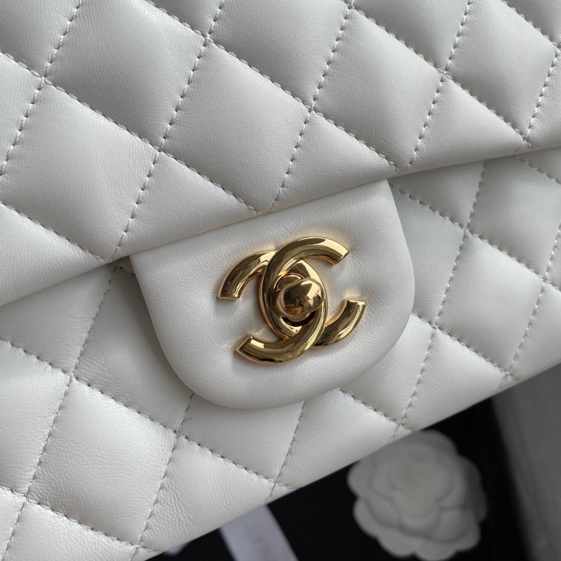 Женская сумка через плечо белая, стеганый дизайн, цепочка Chanel