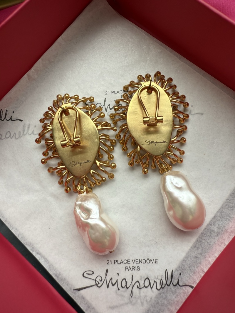 Серьги с глазом и жемчугом Schiaparelli