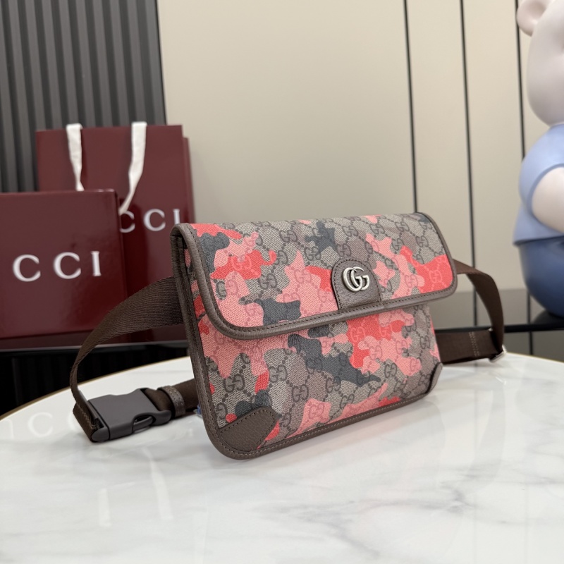 Поясная сумка Gucci с принтом GG