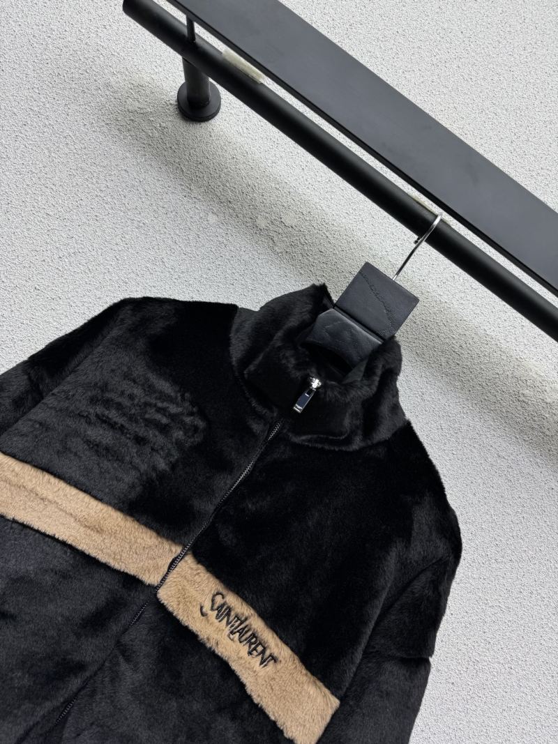 Меховая куртка Saint Laurent с контрастной полосой