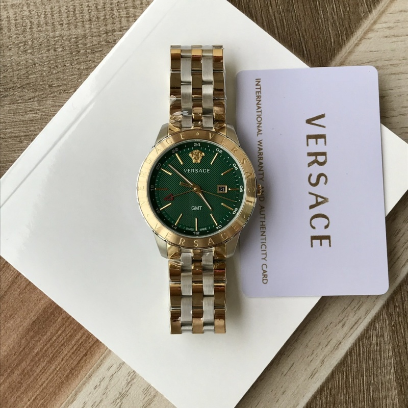 Часы Versace