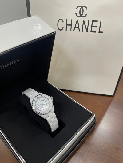 Часы Chanel