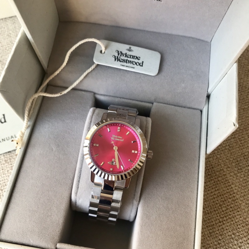 Часы Vivienne Westwood