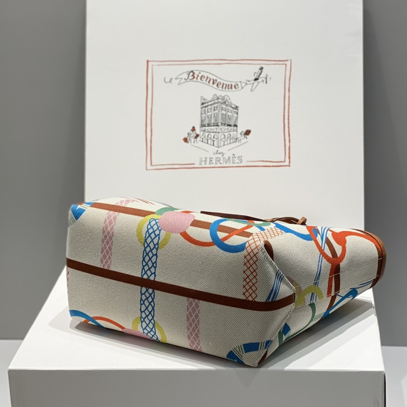 Сумка Hermes с разноцветным принтом Hermès